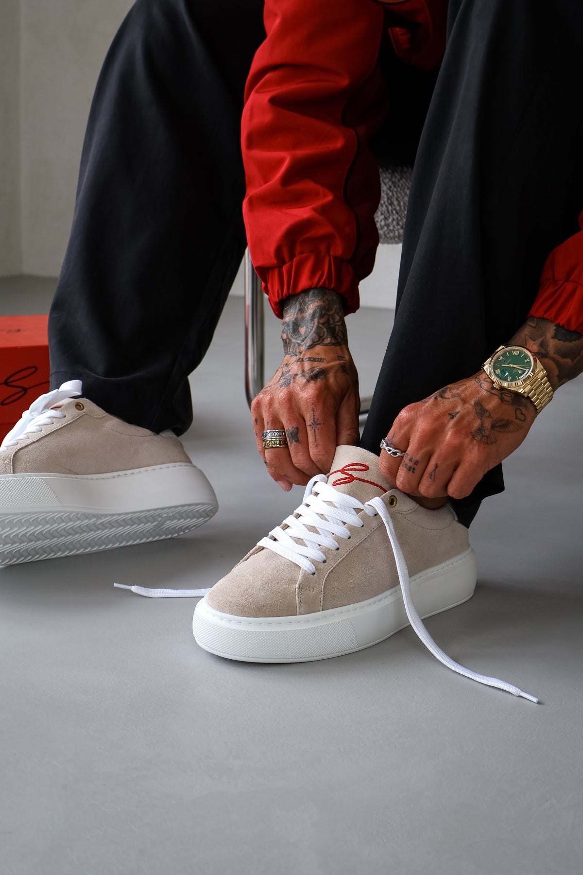 Signature - Champagne Suede